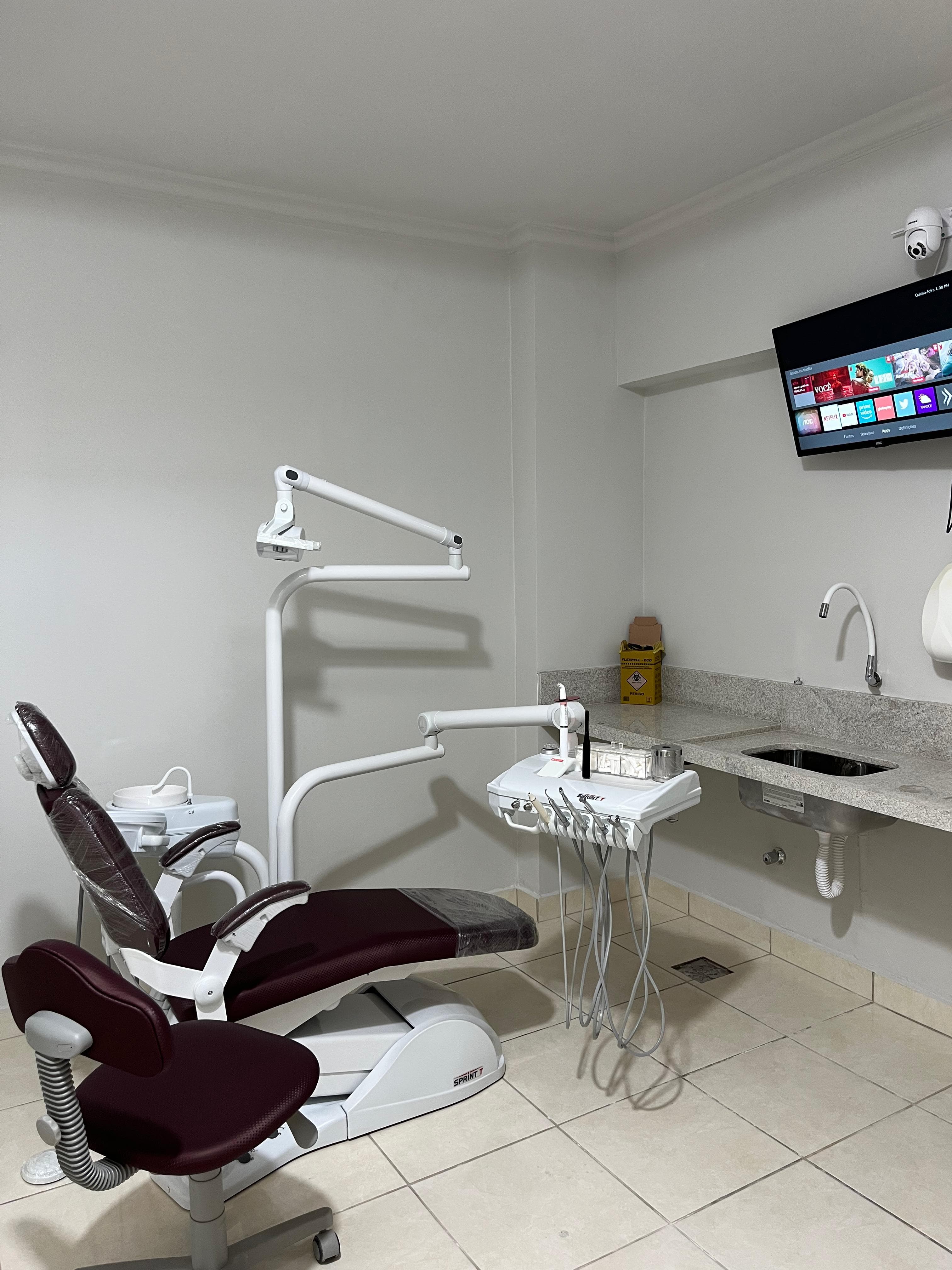 Consultório com Cadeira Odontológica
