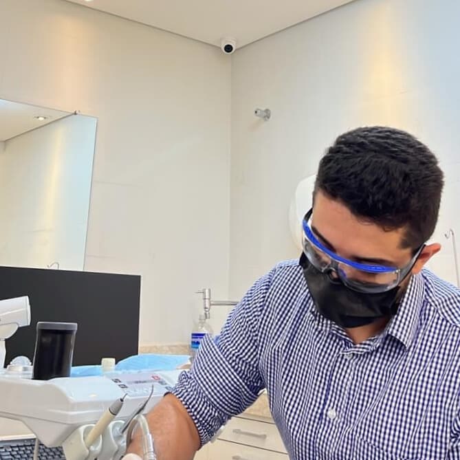 Dr. Matheus Dias